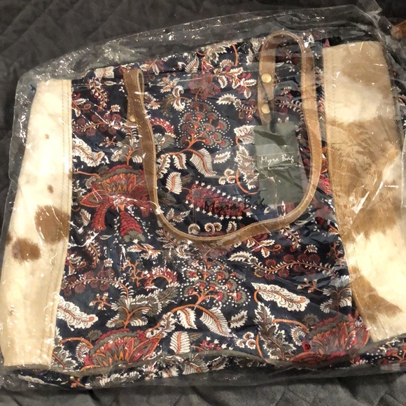 MYRA TOTE🍁FREE SHIPPING🍁 - Picture 13 of 13